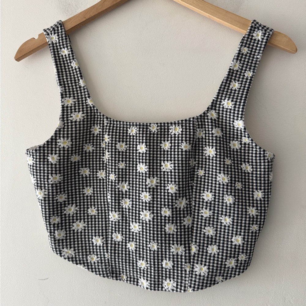 Baevely‎ Gingham Black and White Plaid Daisy Print Crop Top